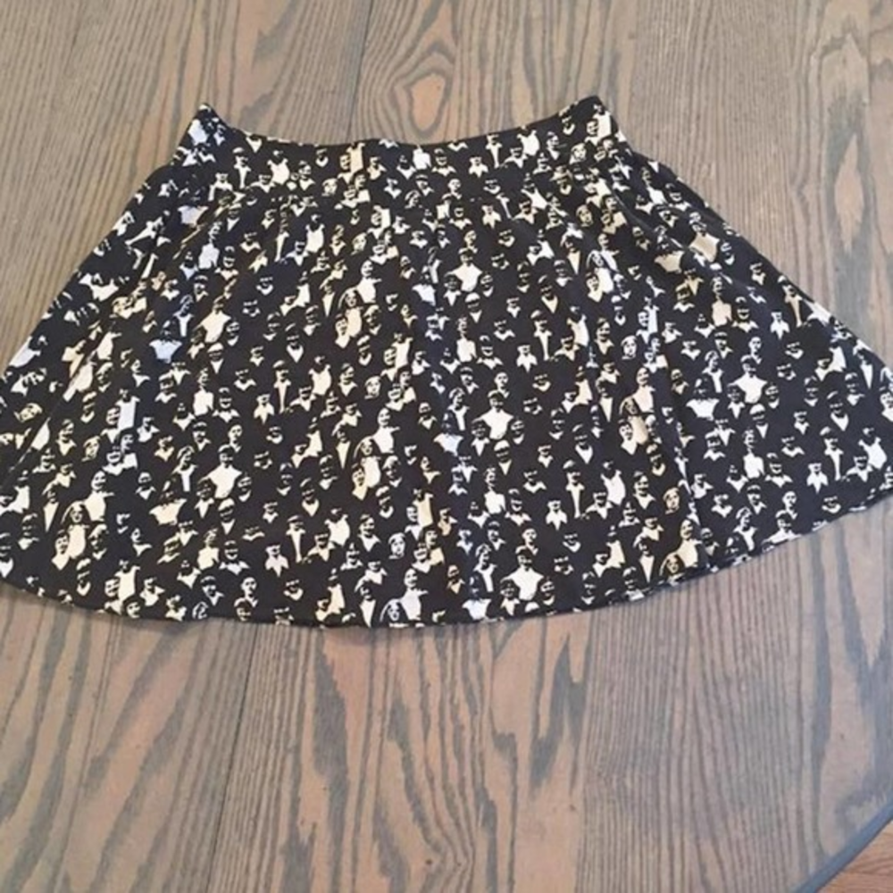 EUC Sz 4 Mint Brand Mini Skirt Vintage Faces yearbook Swing Skirt Skater‎